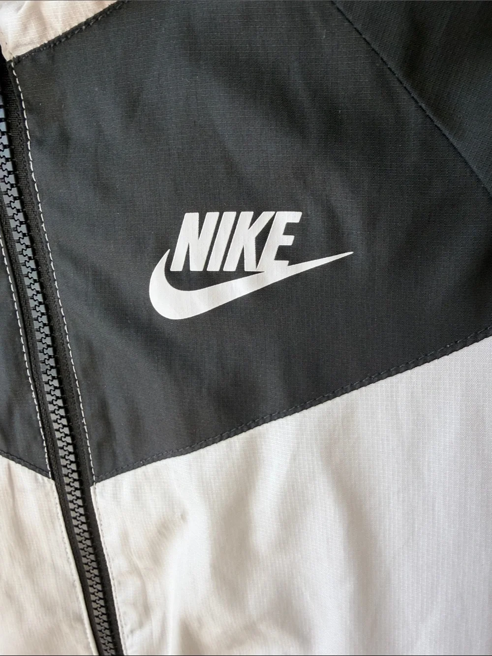 Nike Windbreaker Jacket